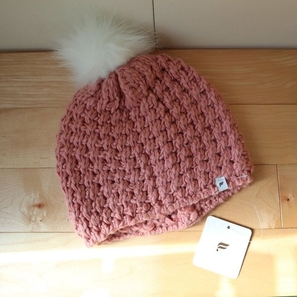 Fabletics Chunky Knit Beanie - Picture 4 of 6